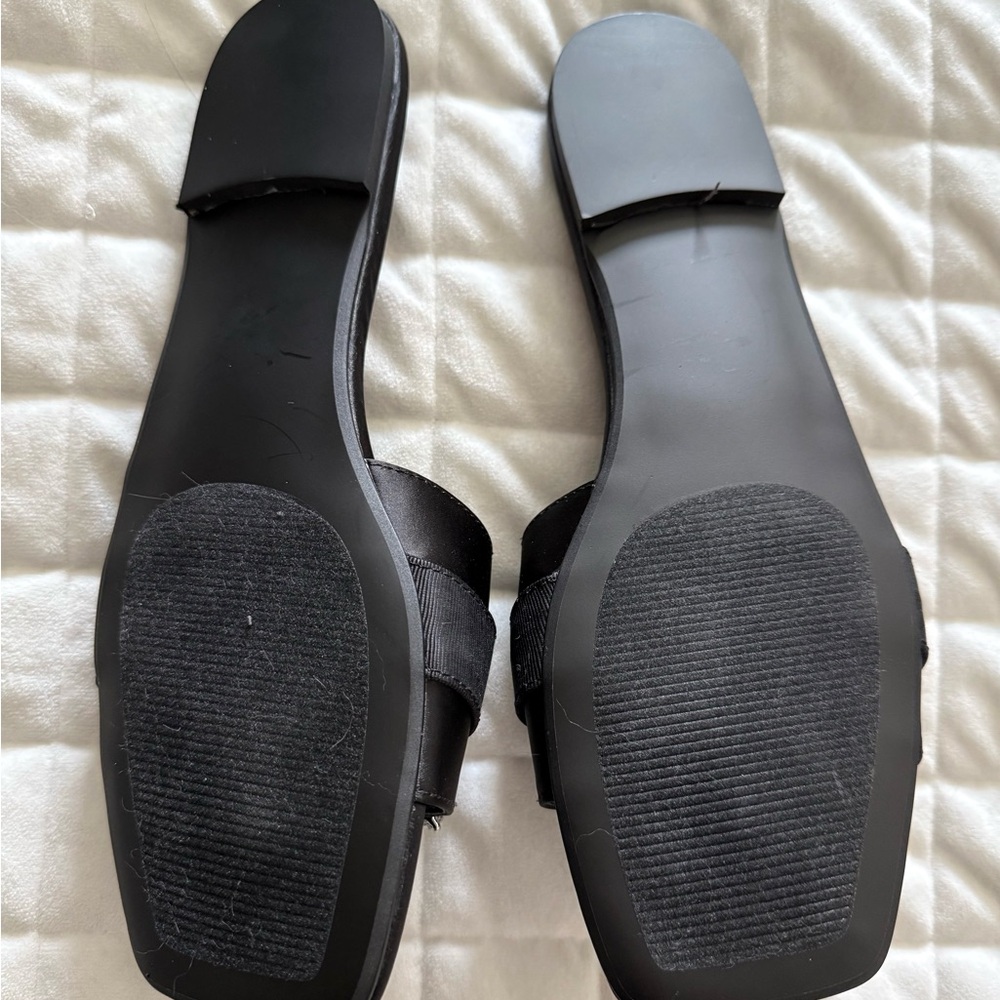 Steve Madden Black Sandals with Crystal Accents - Picture 3 of 3